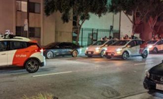 Колона безпілотних авто заблокувала рух у Сан-Франциско