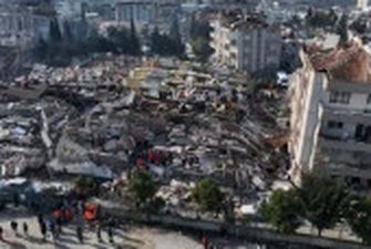 Різкий підйом рівня моря затопив вулиці турецького міста Іскендерун