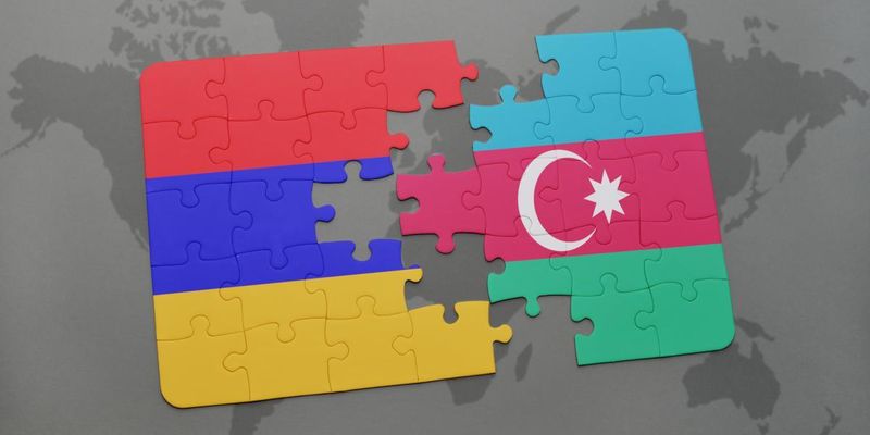 Новое военное обострение между Арменией и Азербайджаном: Ереван попросил Россию о помощи