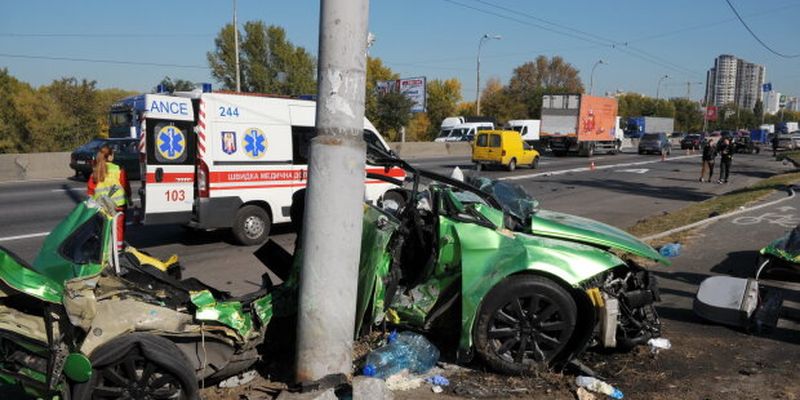 Страшна ДТП приголомшила Київ: інкасатор насмерть збив пішохода