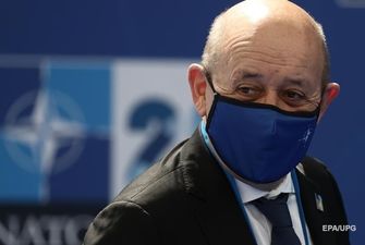 Условия для приема Украины в НАТО не сложились – глава МИД Франции