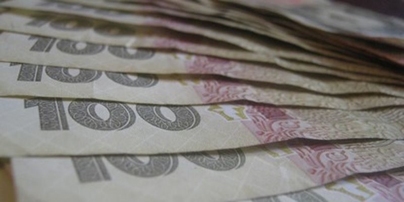 100 гривен за доллар: украинцам рассказали о возможном сценарии роста курса валют из-за войны