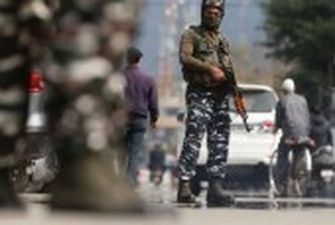 В Кашмірі у результаті перестрілки були вбиті четверо бойовиків та один солдат