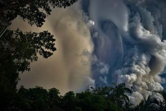 Фотосессию в необычных образах устроили пострадавшие от извержения вулкана на Филиппинах