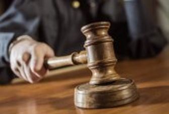 Столичний суд арештував підозрюваного у зґвалтуванні малолітньої падчерки