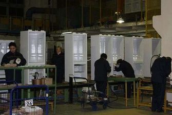 Кримський бізнес: журналісти розповіли про «схеми» крупного виробника холодильників