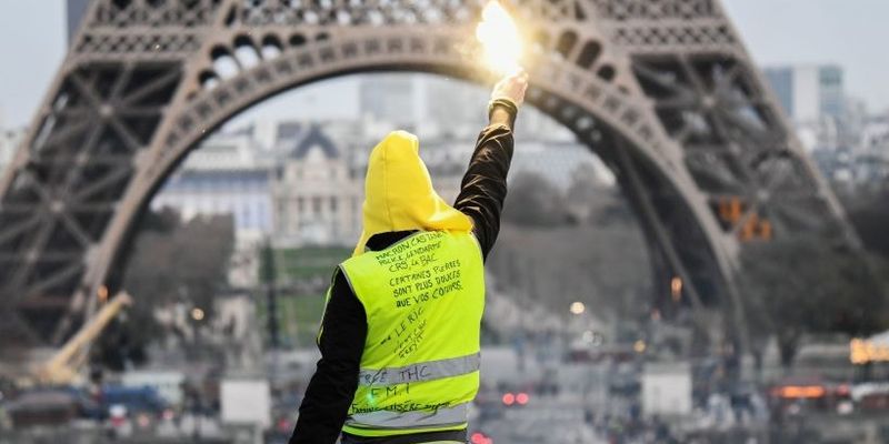 Париж готовится к масштабным протестам