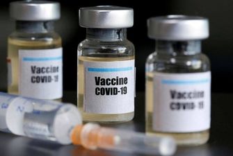 Венгрия договорилась о закупке китайской COVID-вакцины Sinopharm