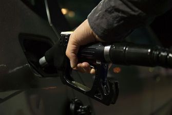 АЗС продолжают повышать цены на бензин: сколько уже приходится платить