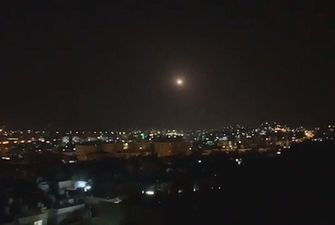 Ізраїль завдав ракетного удару по Дамаску і Хомсу