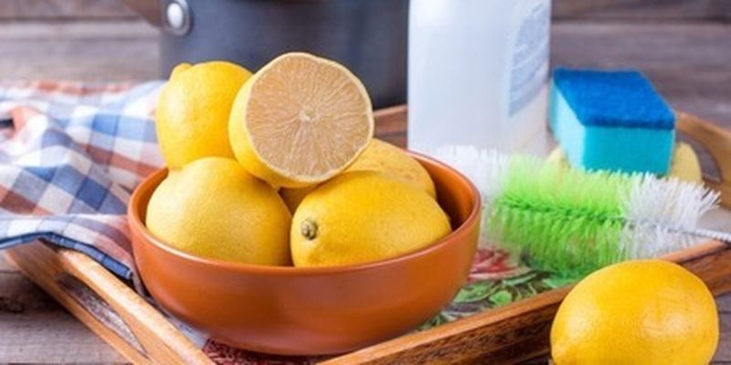 Откажитесь от "химии": какой фрукт поможет при уборке