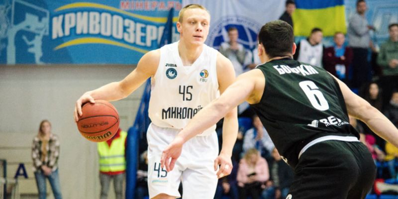 Суперлига: "Николаев" одержал первую победу в сезоне