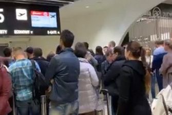 Не помогает даже посольство: украинцев "заморили" в итальянском аэропорту, видео