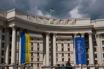 Киев осудил выход РФ из договора об открытом небе