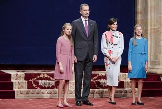 У сукні з квітковою вишивкою: королева Іспанії Летиція здійснила публічний вихід