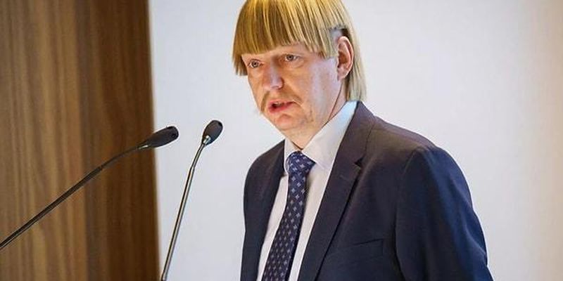 Новая политическая фигура из Эстонии, чьи волосы затмили прическу Бориса Джонсона и Дональда Трампа: Рейн Эплер