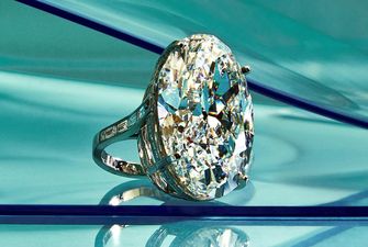Показали, как выглядит самое дорогое украшение в истории Tiffany: сколько миллионов долларов оно стоит