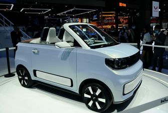 Китайська компанія Wuling Automobile представила «народний» електричний кабріолет