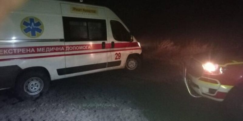 Украинка "застряла" по дороге в роддом в новогоднюю ночь, на помощь бросились ГСЧС: подробности и фото