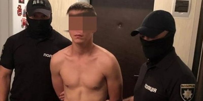 Уголовник несколько месяцев терроризировал киевскую полицейскую