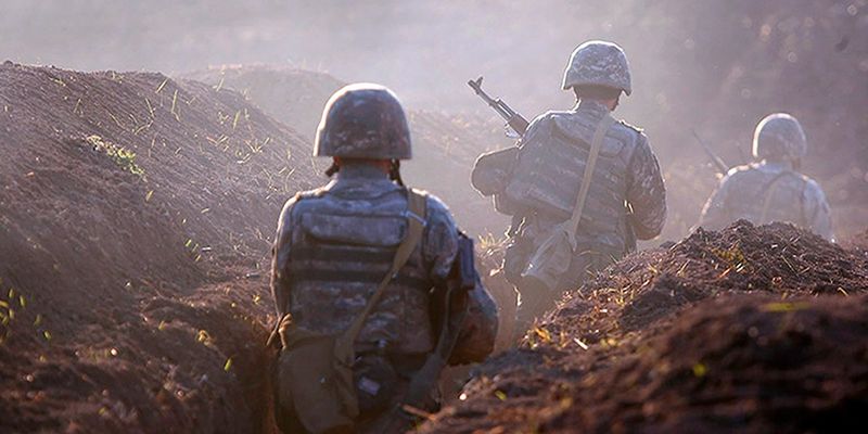 Пока мир следит за польской границей – Азербайджан и Армения возобновили бои