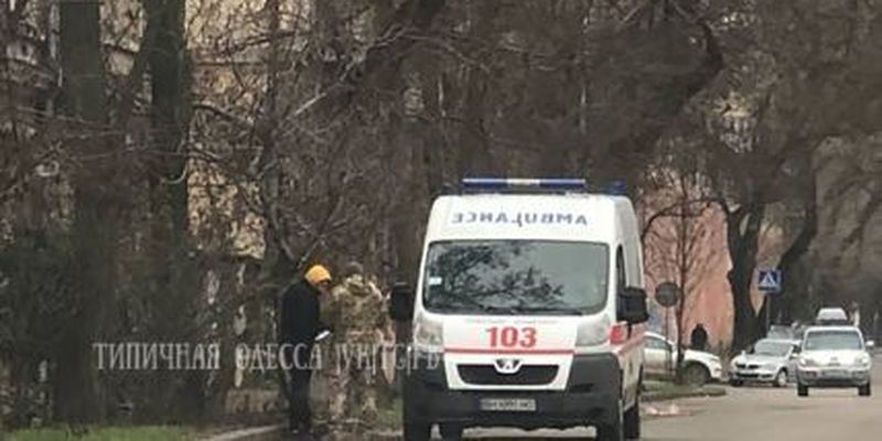 Повестки из машины "скорой" в Одессе – правда или фейк: объяснение военкомата