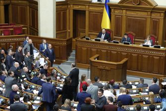 Депутаты предлагают вызвать в Раду Загороднюка и Хомчака