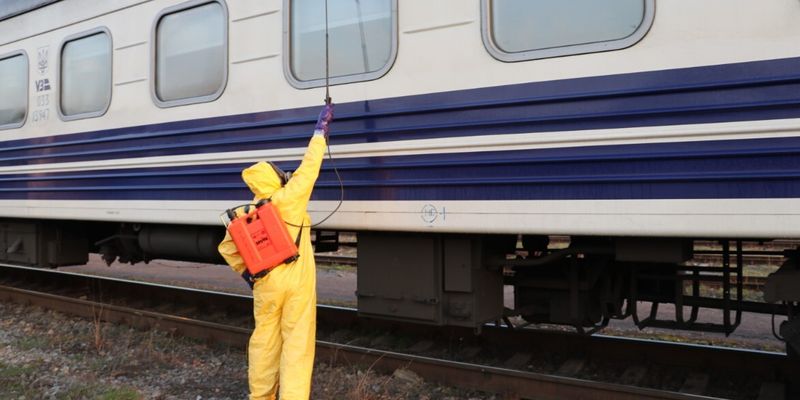 У пассажира поезда "Рига-Киев" нашли коронавирус - в вагонах ехали сотни людей: фото