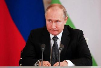 "Буратино на веревочках": Путин опять попался на странной позе
