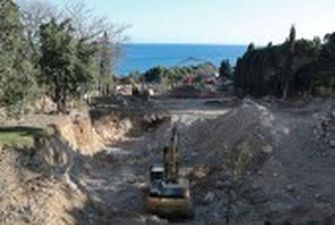 Прокуратура АРК розслідує руйнування Фороського парку в Криму