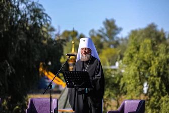 Митрополит Антоний: Украинская Православная Церковь не просит оружия для войны, а просит Бога о мире