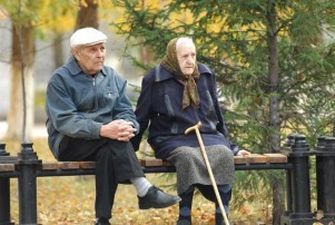 Пенсионный возраст хотят повысить: когда и на сколько лет