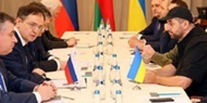 Переговоры между РФ и Украиной продолжаются в онлайн-режиме - Арахамия
