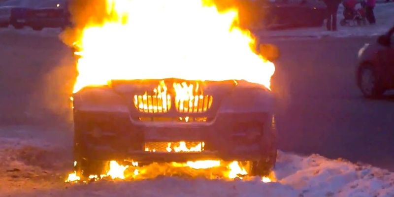 В Одессе злоумышленники сожгли BMW