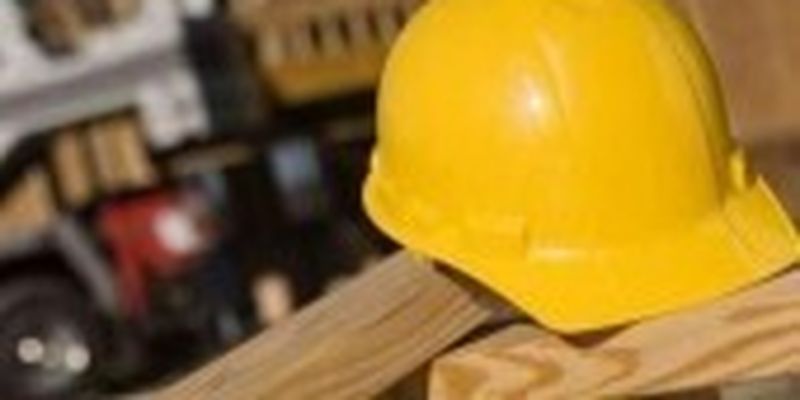 Робітник впав у шахту на будівництві і загинув: двом посадовцям повідомлено підозру