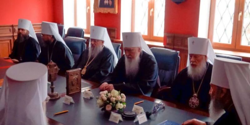Синод УПЦ уволил митрополита Изюмского и Купянского, который благословлял захватчиков