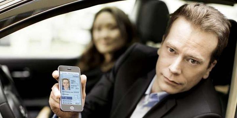 Мінцифри шукає «обличчя» для електронних водійських прав