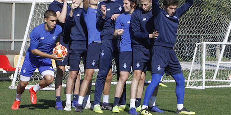 «Динамо» U-19 продолжает подготовку ко встрече со сверстниками из «Ювентуса»
