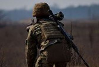 Український військовий загинув під час обстрілу на Донбасі, ще один - поранений