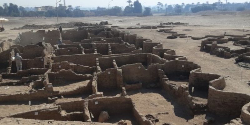 В Египте археологи нашли «Золотой город», которому 2 600 лет