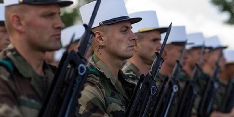 От защиты Одессы до ввода войск: названы пять сценариев французской помощи Украине