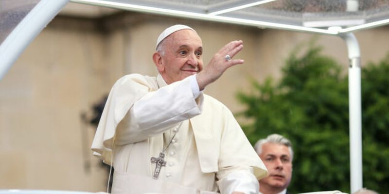 Отвратительная практика: Папа Римский призвал запретить суррогатное материнство