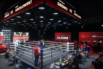 Украинская боксерка Алина Зайцева изувечил лицо немки Шайенн Хенсон: бой остановили досрочно