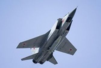 Россия подняла перехватчики МиГ-31 в небе над Беларусью