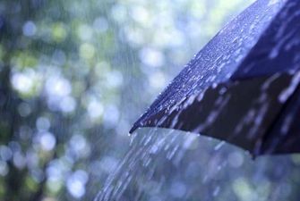 Синоптики попередили про сильні дощі в Україні
