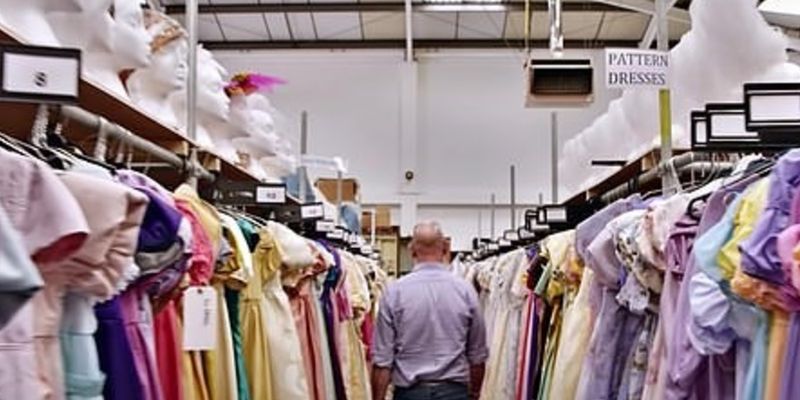 Netflix показал 7500 нарядов, созданные для съемок сериала "Бриджертоны"