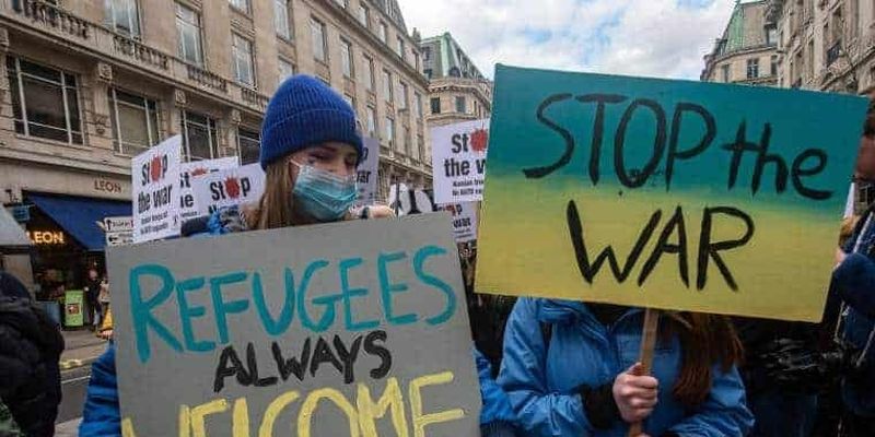 10 000 украинских беженцев в Ирландии начнут принудительно выселять с 1 апреля, — FT