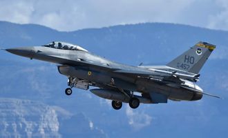В США потерпел крушение истребитель F-16: детали происшествия