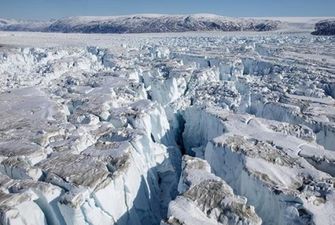 В Северном полушарии зафиксирована рекордно низкая температура