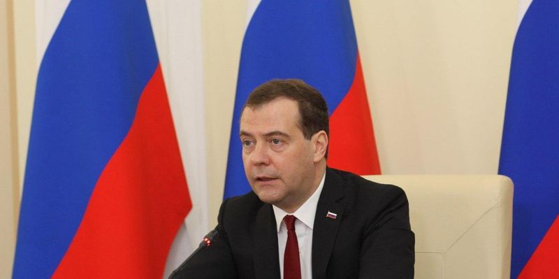 Медведев анонсировал ракетный "прилет" по Бундестагу и офису Шольца